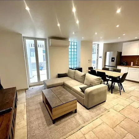 Piscine Jacuzzi Privée Chauffée, Terrasse Et Garage à