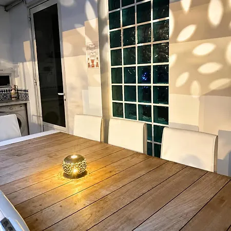 Piscine Jacuzzi Privee Chauffee, Terrasse Et Garage A Διαμέρισμα *